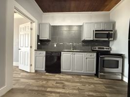 featured image of 429 Wharton St #4