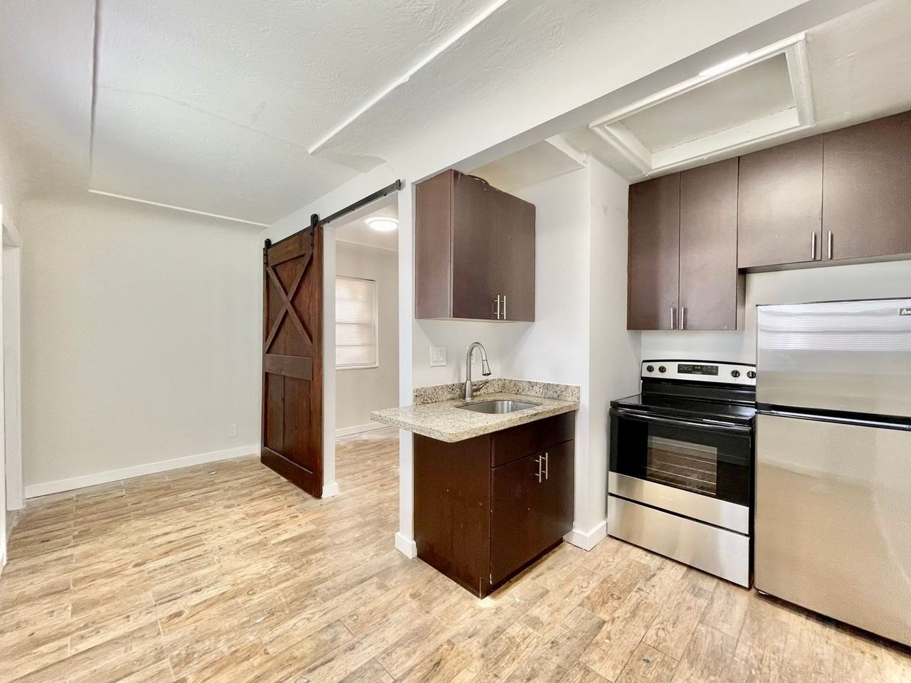 4800 Nw 18th Ave - Photo 2 of 5