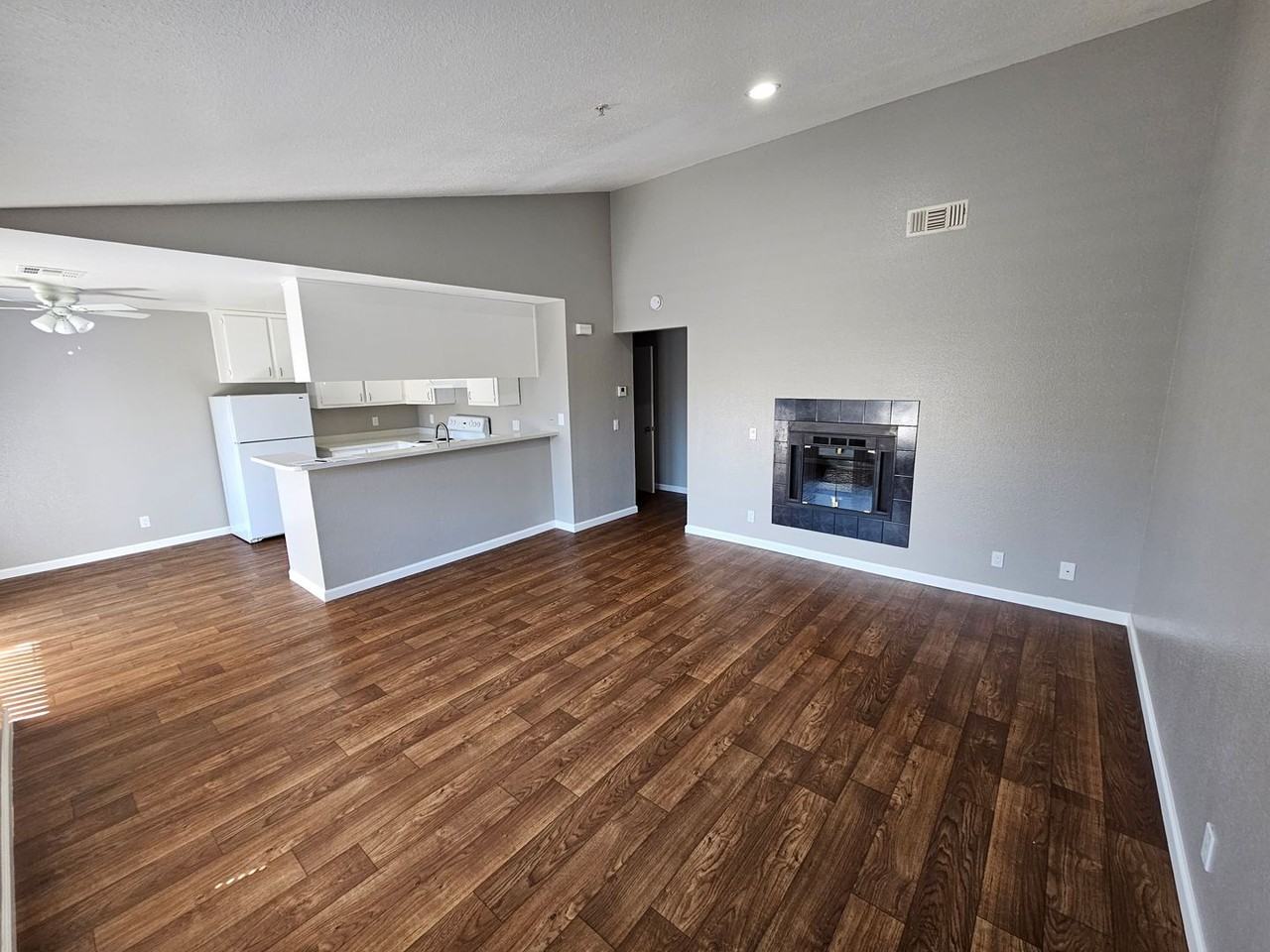 Meridian Apartments - Photo 2 of 13