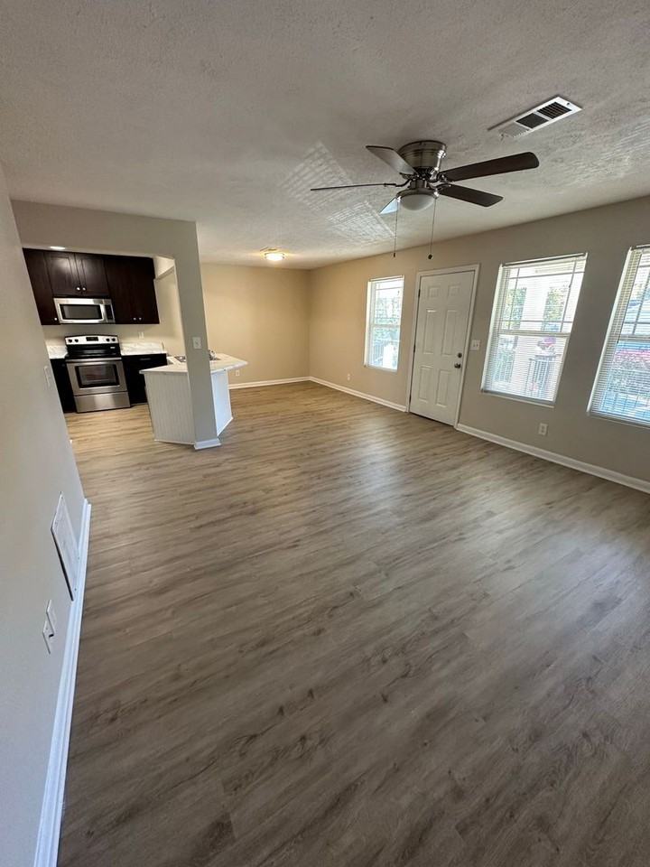 Winder Villas, LLC - Photo 5 of 11
