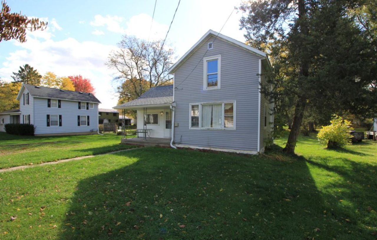 409 Austin St - Photo 2 of 17