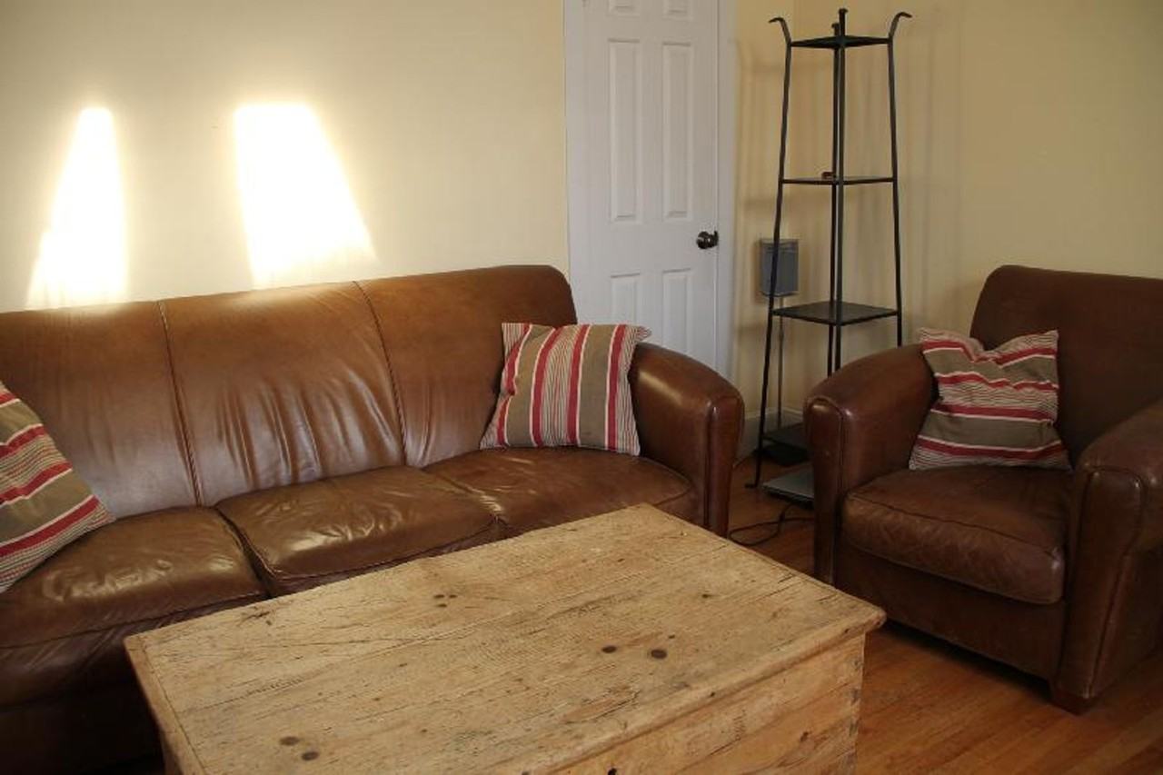 24 Eastburn St - Photo 6 of 9