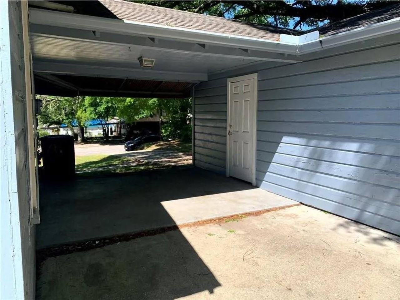 1404 Stevens Ln - Photo 6 of 25