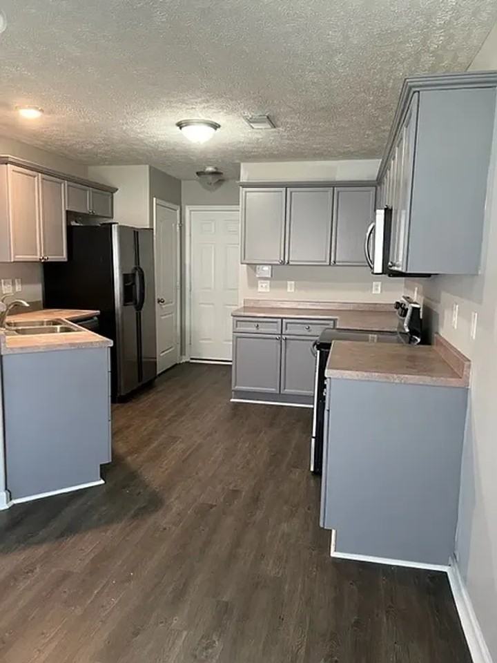 4232 Sandstone Dr - Photo 7 of 18