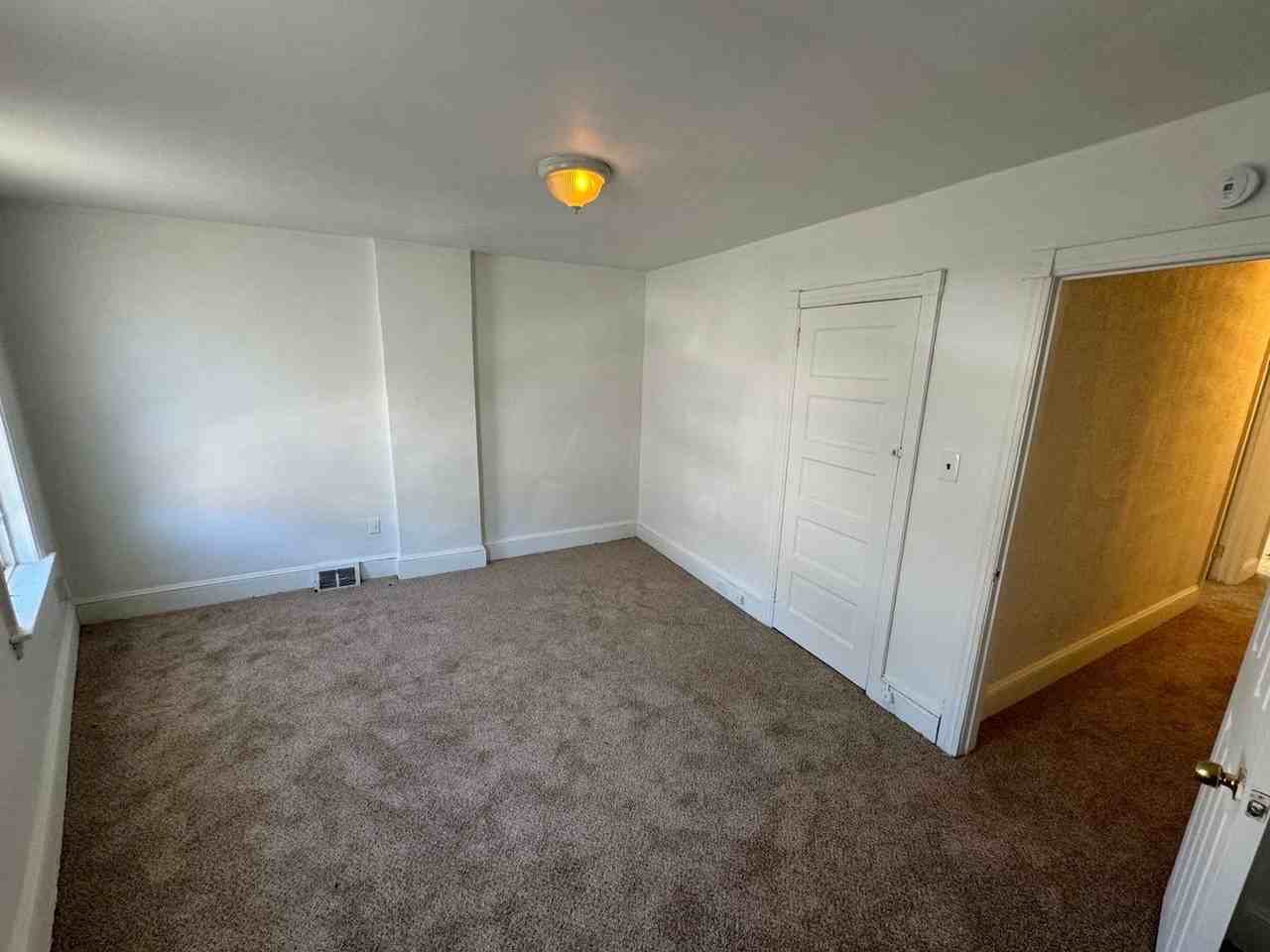 312 Concord Avenue - Photo 5 of 10