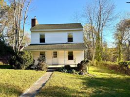 featured image of 1608 Harding Rd