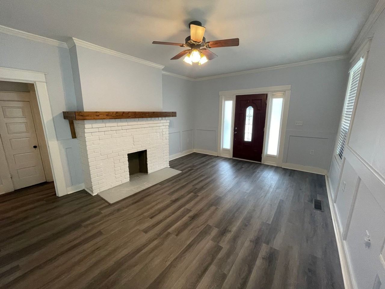 1103 E 2nd Ave Se - Photo 6 of 27