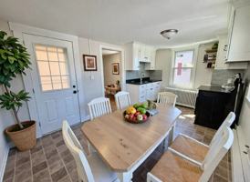 featured image of 20 W Gramby St