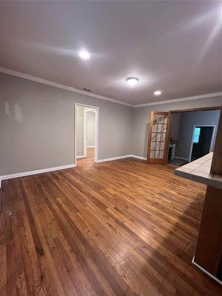 1205 Fairwood Rd - Photo 4 of 27