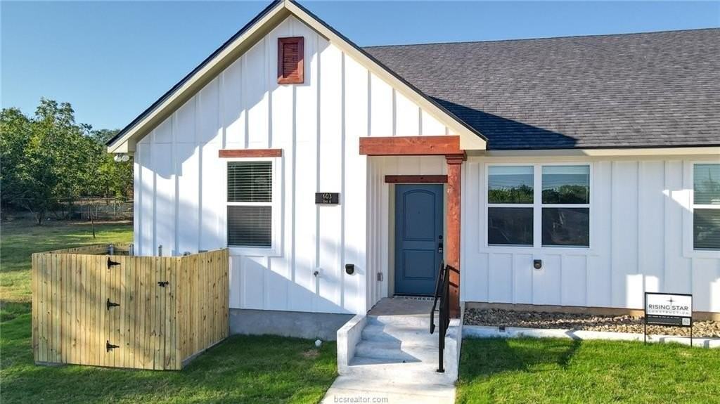 603 N Echols St #A - Photo 2 of 16