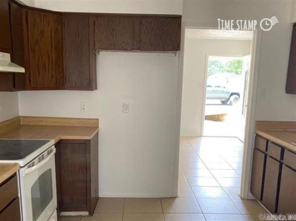 109 N Park St - Photo 6 of 12