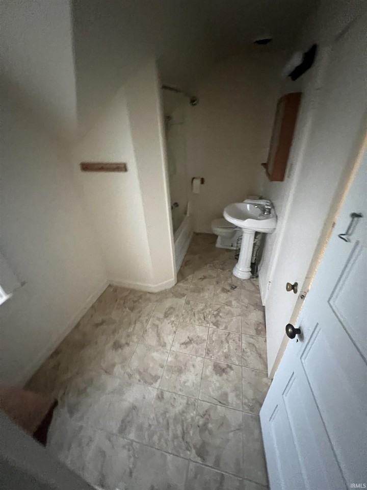 1214 Delaware Ave - Photo 6 of 6