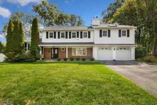 21 New England Dr - Photo 1 of 1