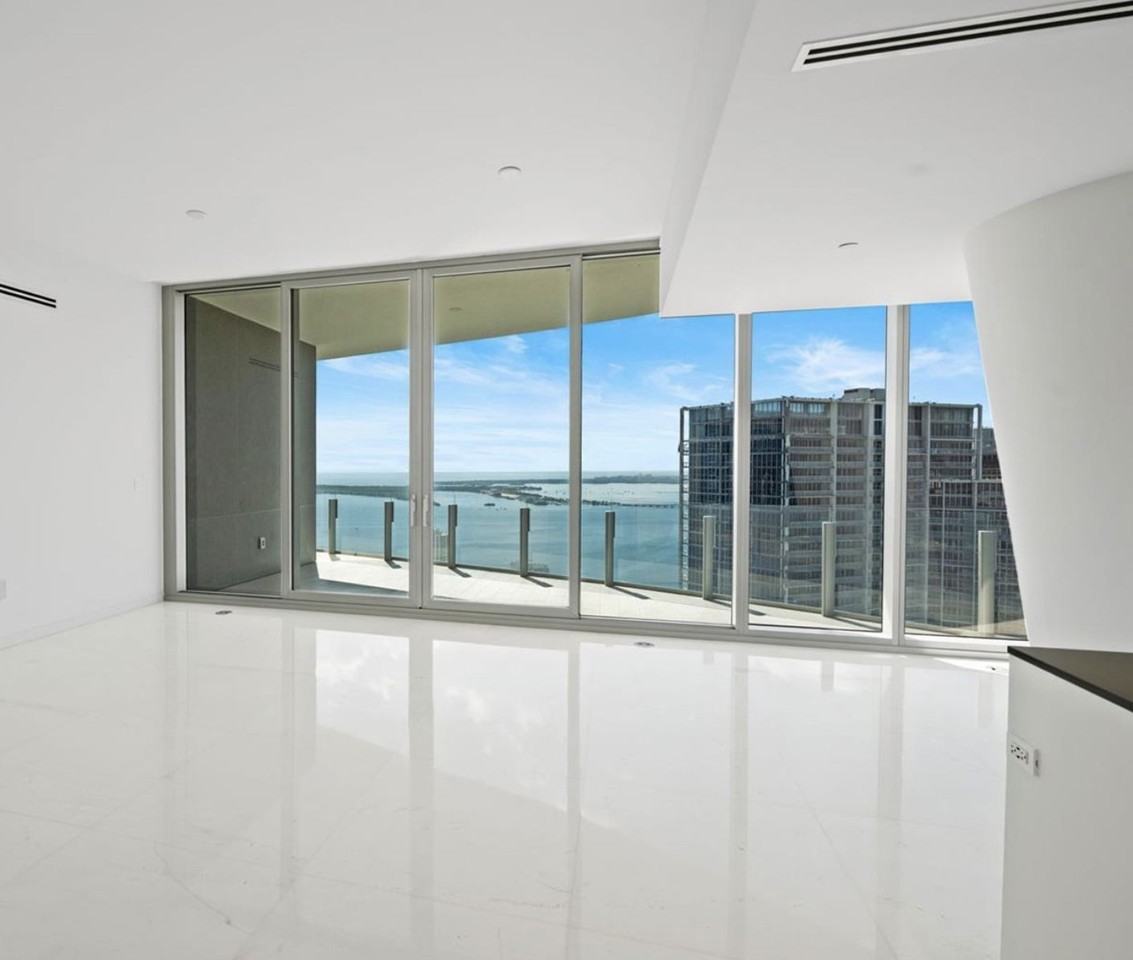 300 Biscayne Boulevard Way #5207 - Photo 5 of 8