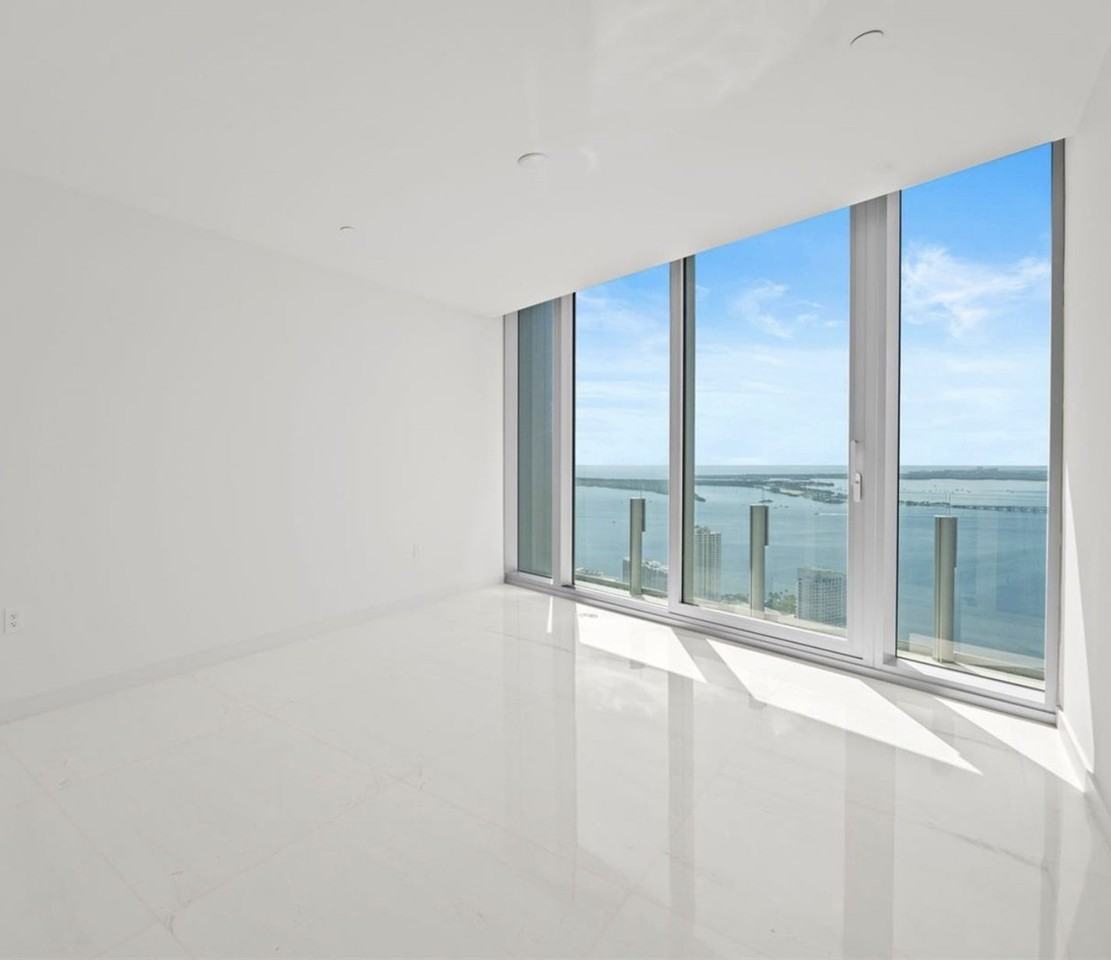 300 Biscayne Boulevard Way #5207 - Photo 7 of 8