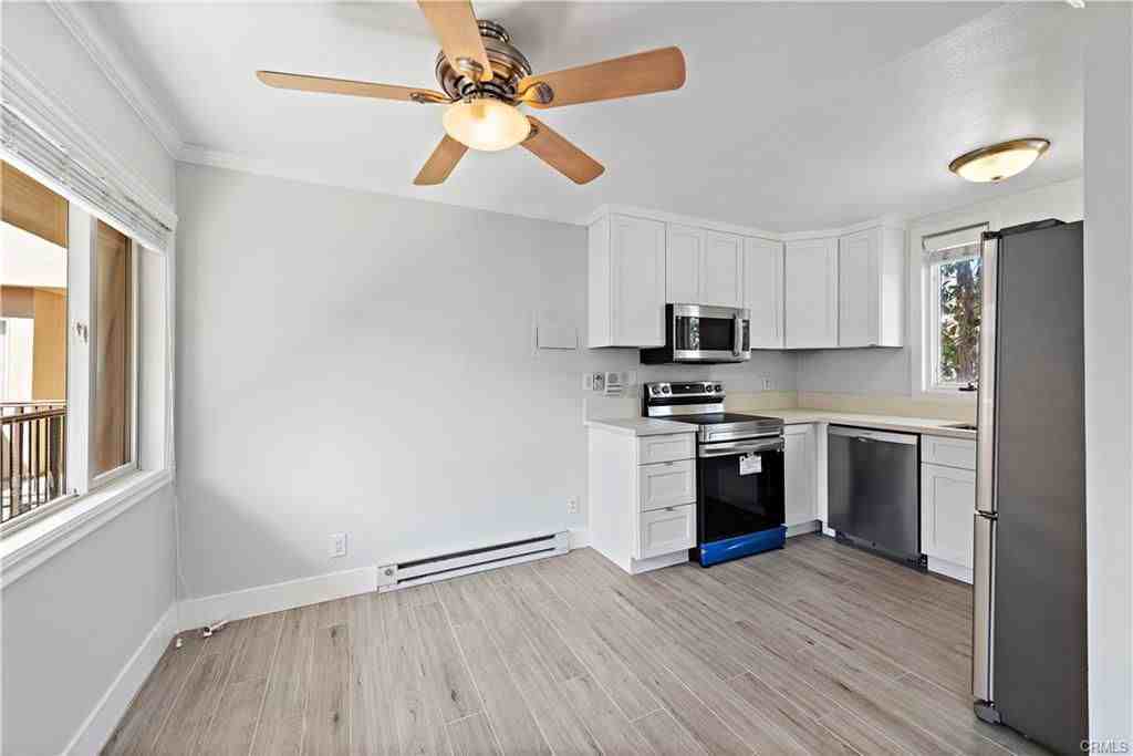 2037 S Coast Hwy #11 - Photo 2 of 8