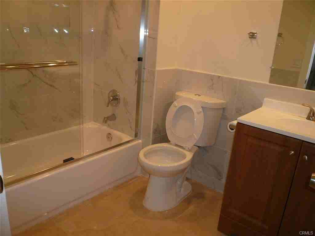 10312 Wembley Cir - Photo 2 of 8