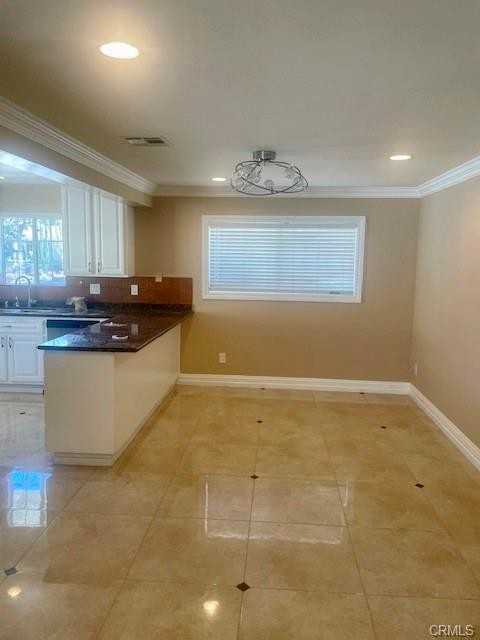 20106 Halsted St - Photo 4 of 6