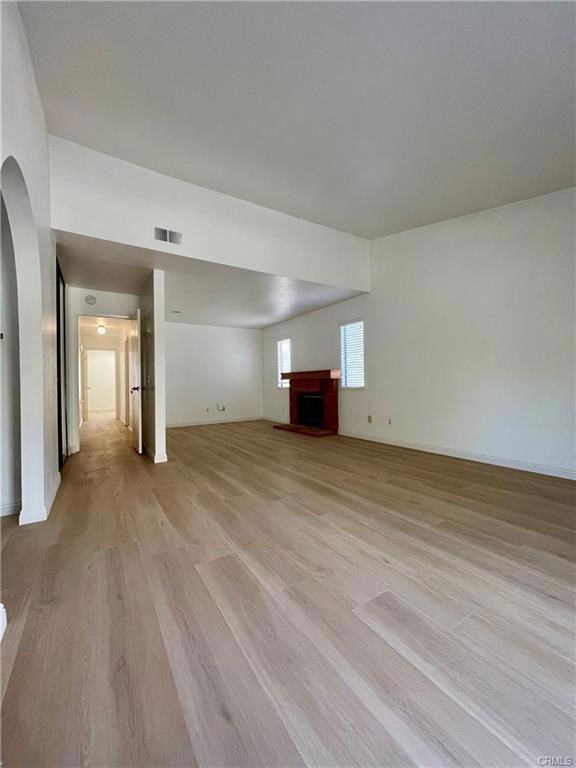 1214 Vassar Ln - Photo 3 of 8