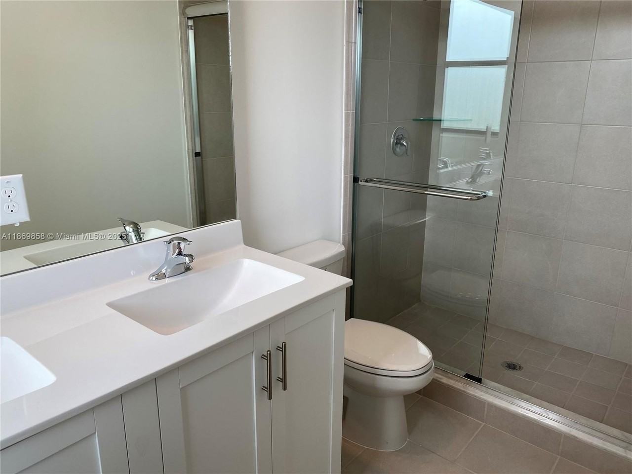 350 Northeast 208th Terrace - Photo 7 of 9