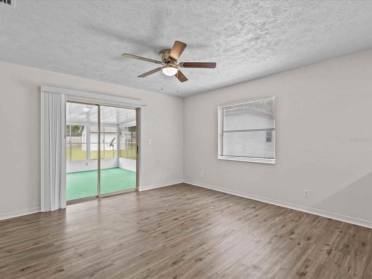 14080 Southeast 46th Court - Photo 5 of 28