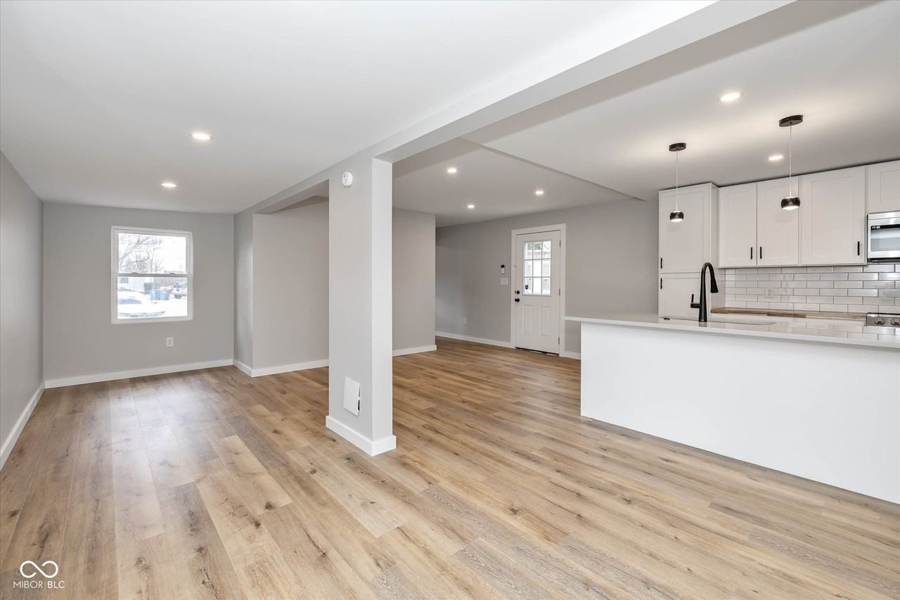 14 Morse Ct - Photo 6 of 20