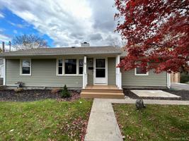 featured image of 9 Dubois St