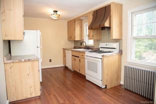 14 Hovenkamp Ave - Photo 1 of 1