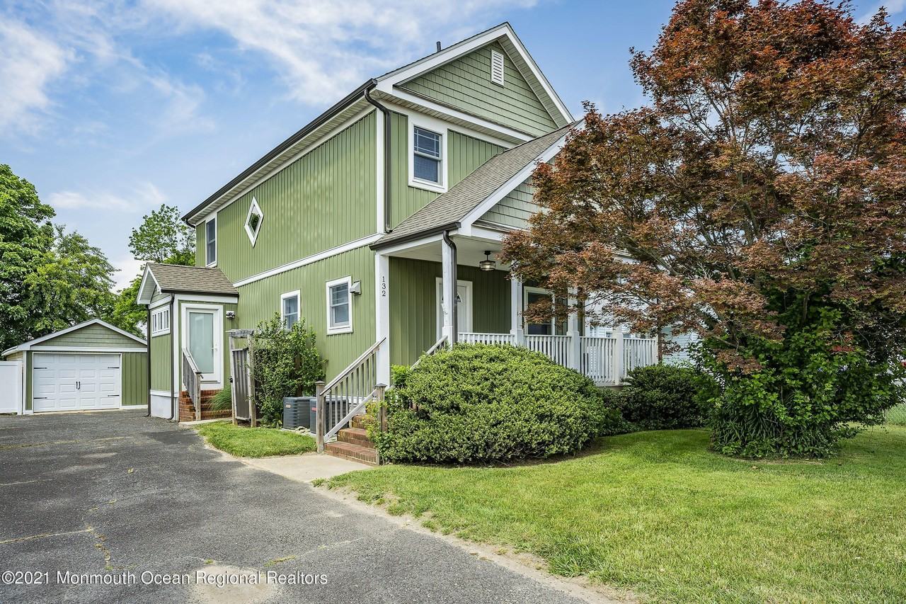 132 Sampson Pl - Photo 2 of 21