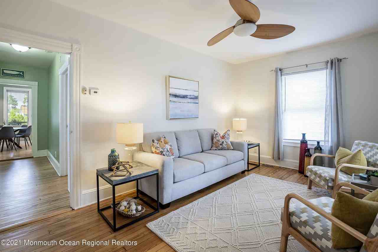 132 Sampson Pl - Photo 4 of 21