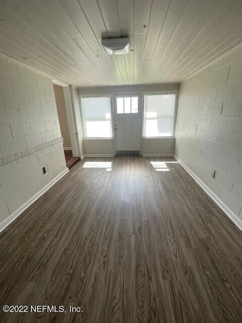 4737 Blount Ave - Photo 3 of 19