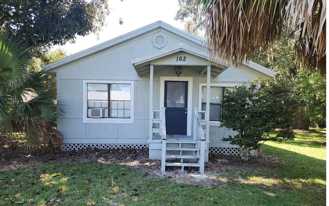 162 Sw Palm Gln - Photo 1 of 1