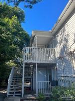 featured image of 3202 Redwood Ln #B