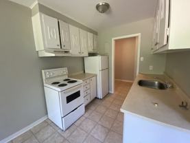 23 Reading Cres #7 - Photo 1 of 1