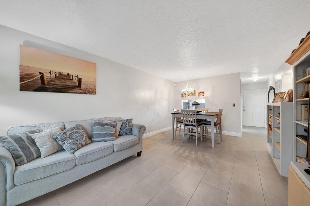 2812 Garden Dr S #109 - Photo 4 of 23