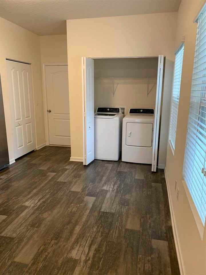 55 Buckley Ct - Photo 7 of 22