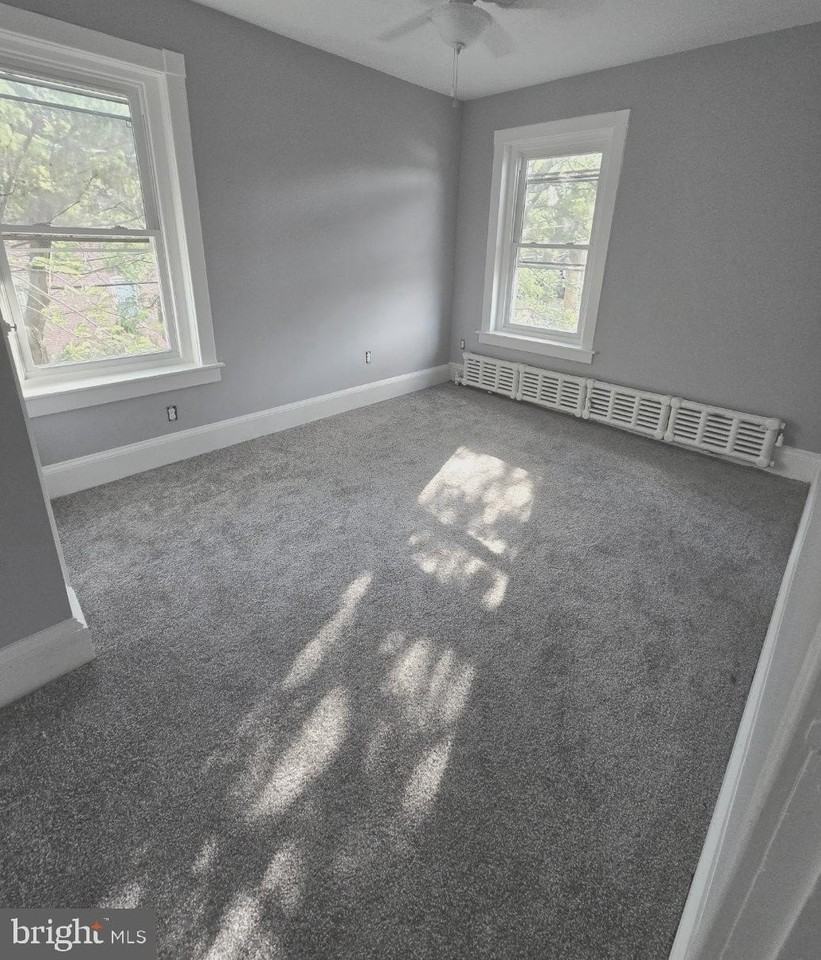 393 N York St - Photo 6 of 13