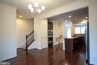 8024 Cayzer Ln - Photo 1 of 1