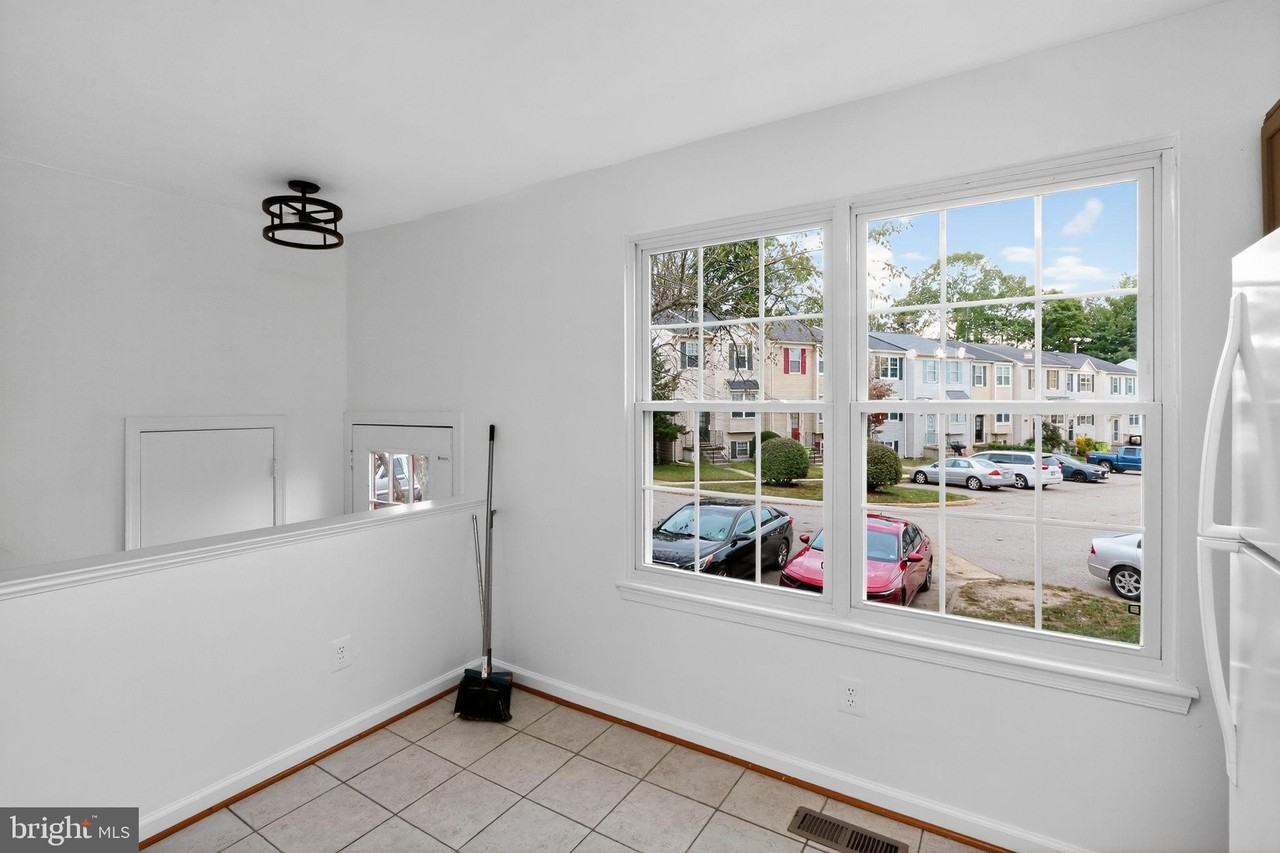 14949 Enterprise Ln - Photo 5 of 23