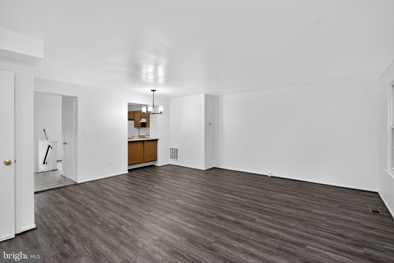 14949 Enterprise Ln - Photo 7 of 23