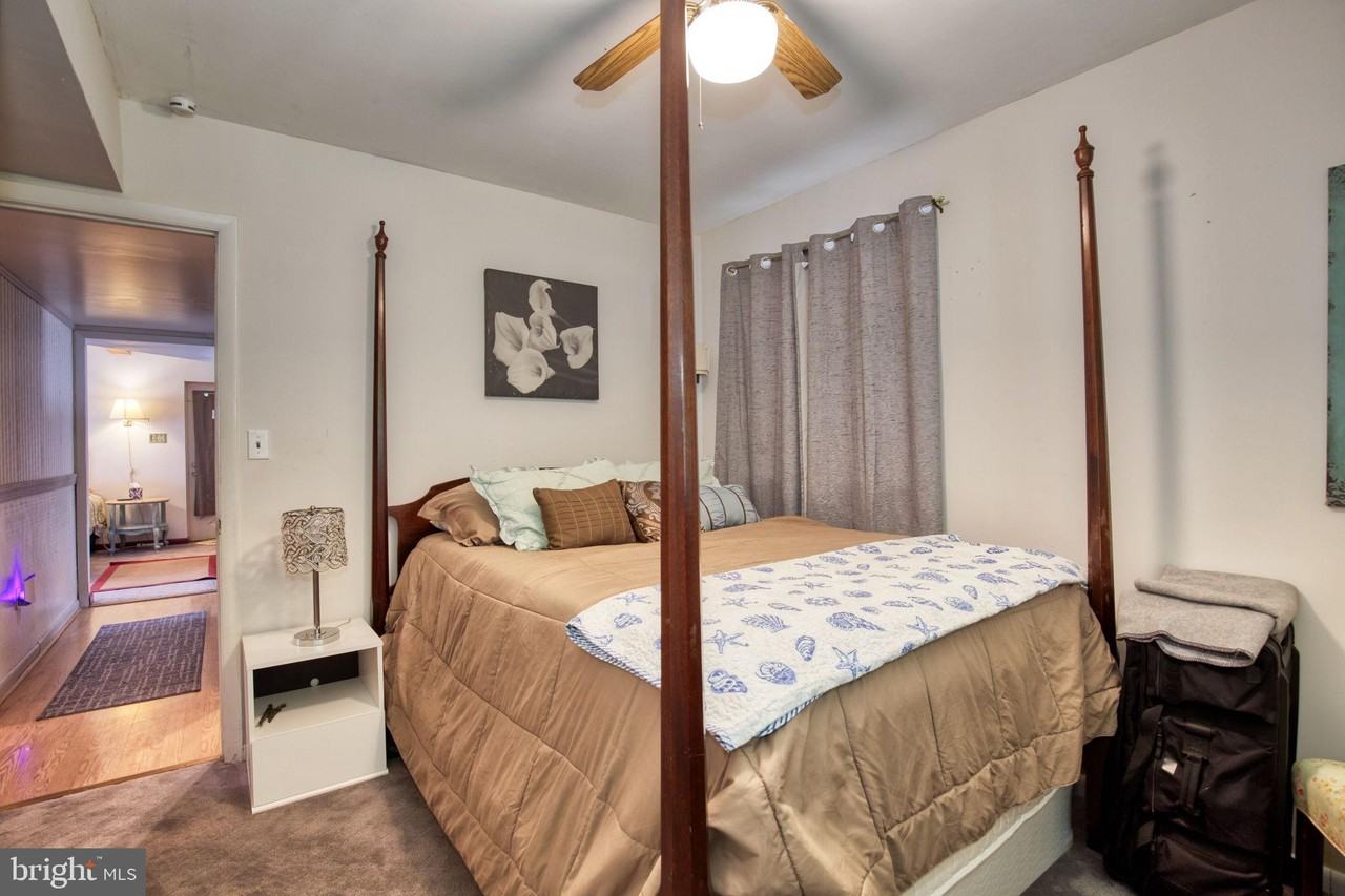 388 Monument Dr - Photo 5 of 21