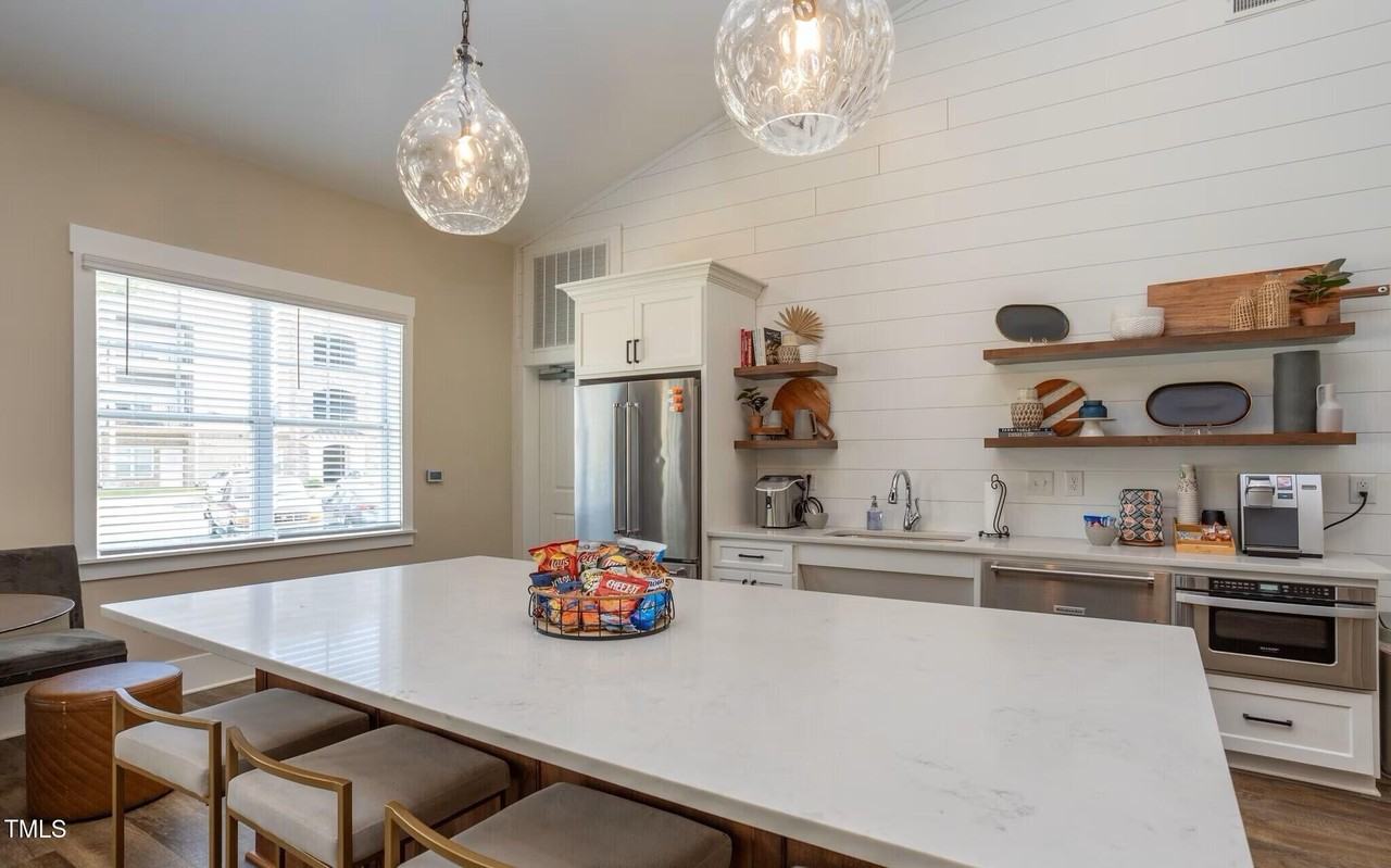 170 Grove Cir Apt 302 #302 - Photo 2 of 28