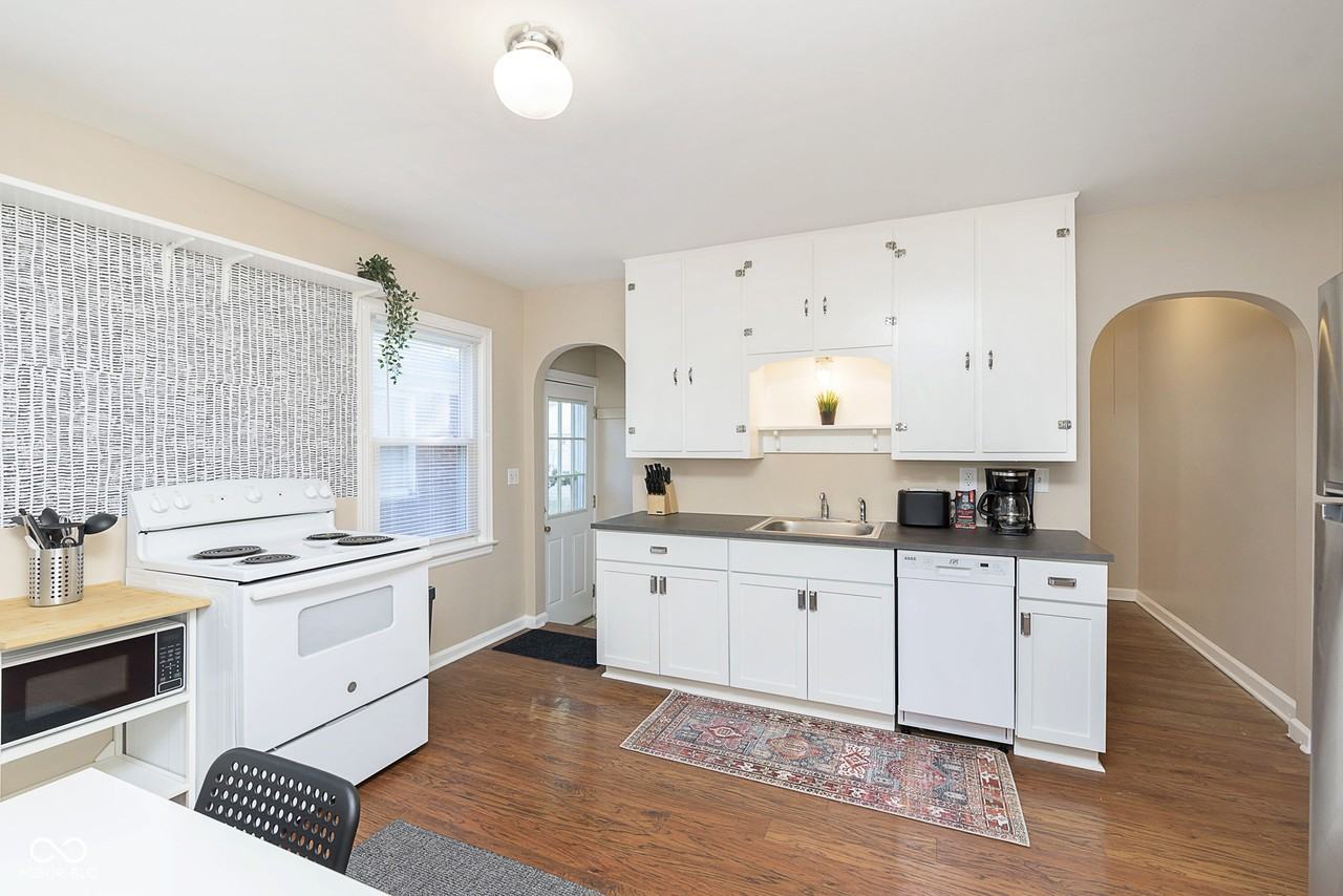 1614 Cord Street - Photo 6 of 25