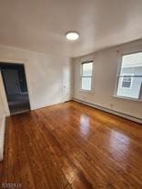 715 Livingston St - Photo 1 of 1