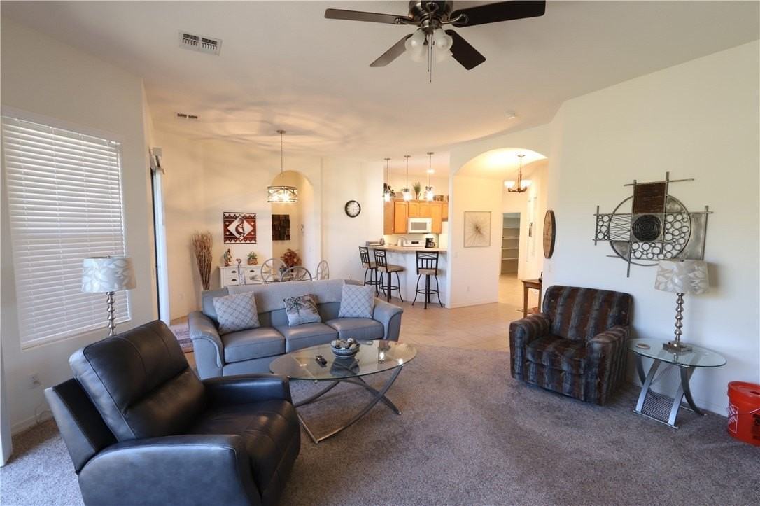 2885 Esmerelda Dr - Photo 6 of 29