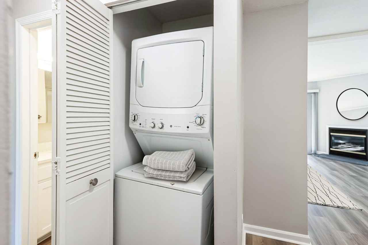 Eagle Rock Apartments at Mohegan Lake - Photo 5 of 19