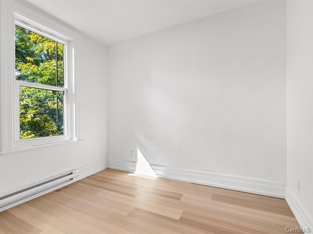 634 Rue Hickson - Photo 6 of 17