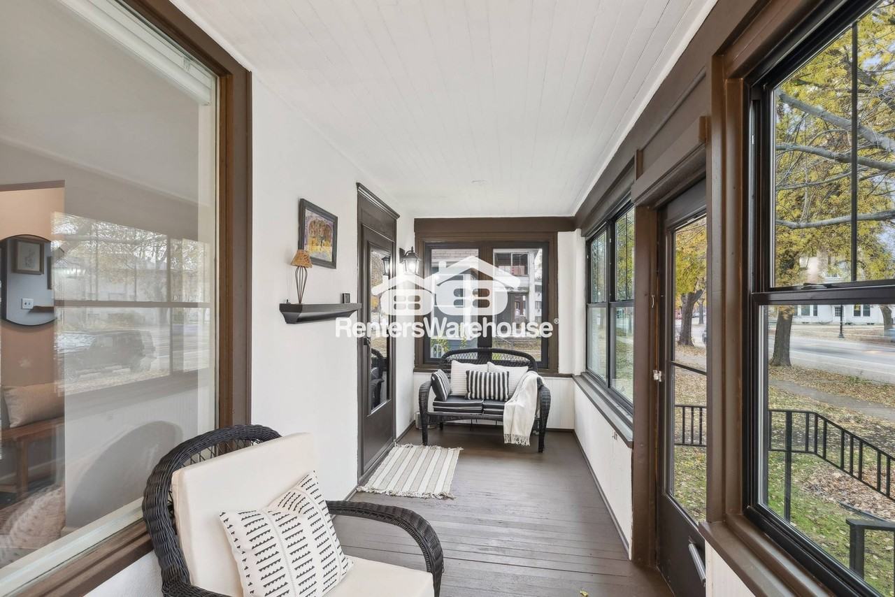 3220 Minnehaha Ave #1 - Photo 4 of 49