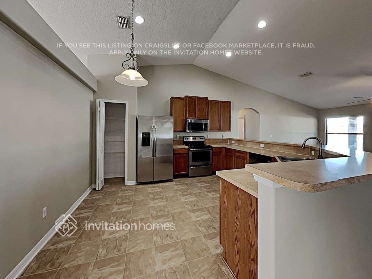 9985 Lancashire Drive - Photo 7 of 18