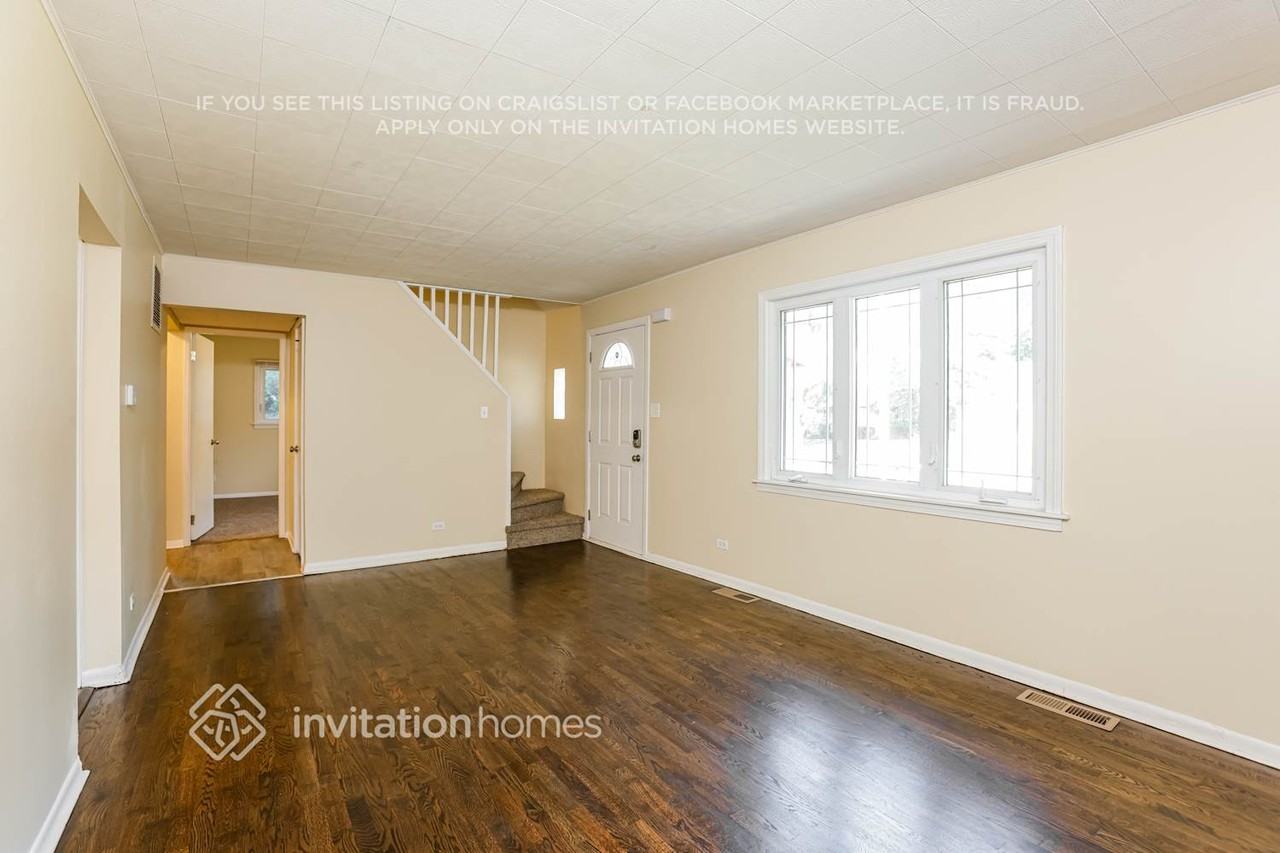 8440 Lockwood Avenue - Photo 7 of 18